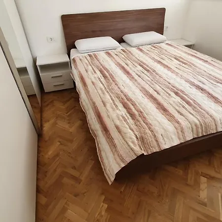 Appartement New Cute Apartman Ante